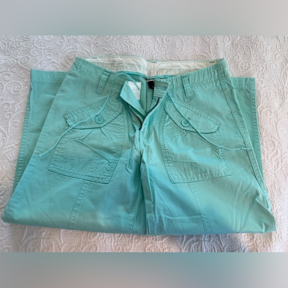 Gap Cargo Capri - Picture 6 of 10